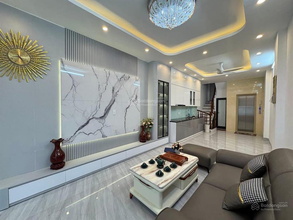 Cực đẹp! hồ đắc di,thang máy,gần hồ, ngõ nông,ô tô đỗ cách 30m, nhà xây mới,ở cực thích, 45m2*6 t