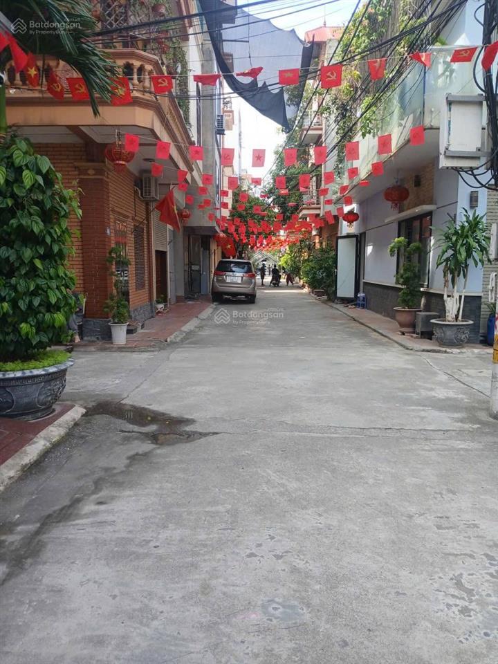 Chuẩn! ô tô đỗ cửa đặng tiến đông, 2 thoáng, nhà đẹp, 5 tầng xây mới, kinh doanh tốt, full nội thất