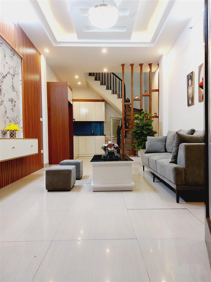 Chuẩn! ô tô đỗ cửa đặng tiến đông, 2 thoáng, nhà đẹp, 5 tầng xây mới, kinh doanh tốt, full nội thất