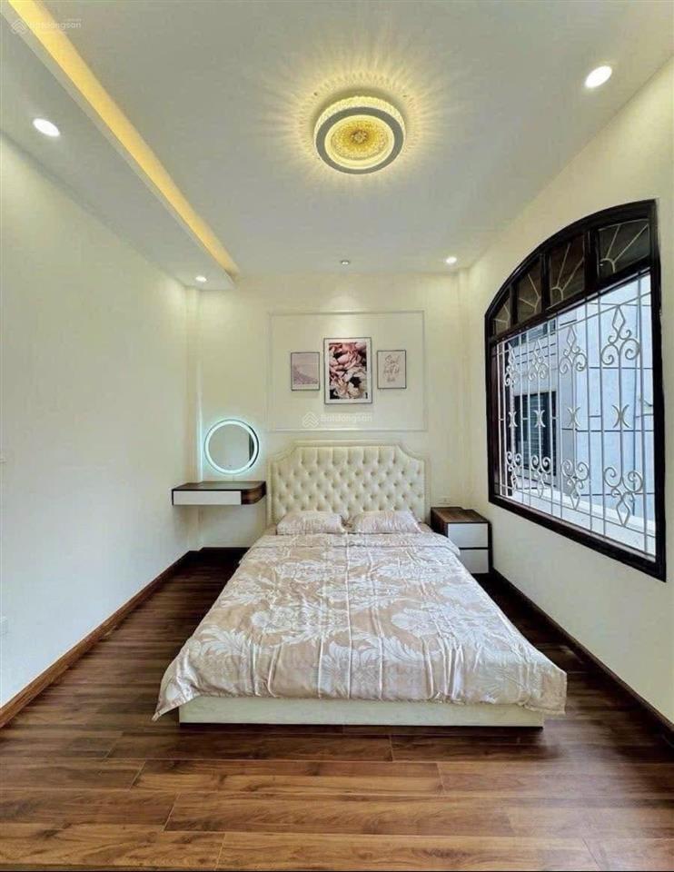Siêu phẩm! hào nam,ngõ nông, sát phố otô đỗ cách 30m, trước nhà thoáng, nhà đẹp, ở ngay 48m2*5t