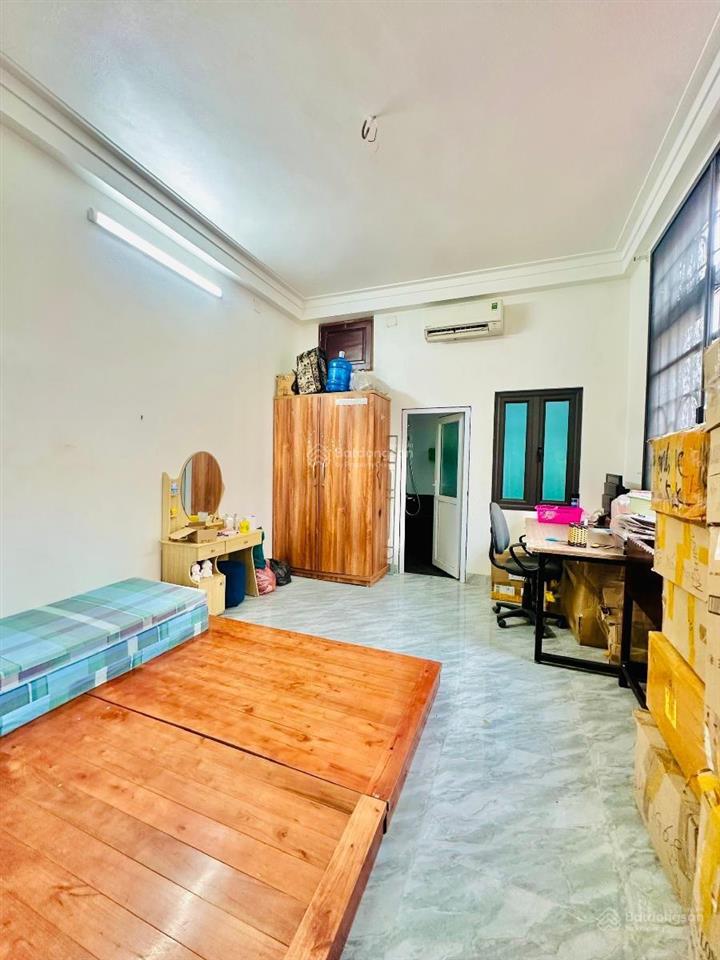 Đẹp quá nhà thái thịnh, ngõ to thông thoáng, trước nhà 2,5m, full nội thất, ở kết hợp cho thuê tốt
