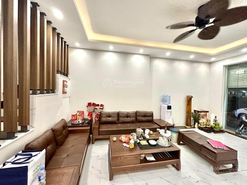 Giảm giá sâu nửa tỷ, nhà trung liệt, 2 thoáng, ngõ kinh doanh, mặt tiền đẹp, full nội thất, 41m*5t