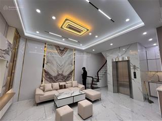 Cực hiếm, nguyễn lương bằng, nam đồng, thang máy, ô tô đỗ cửa,ngõ thông,pháp lý chuẩn 42m2*6t