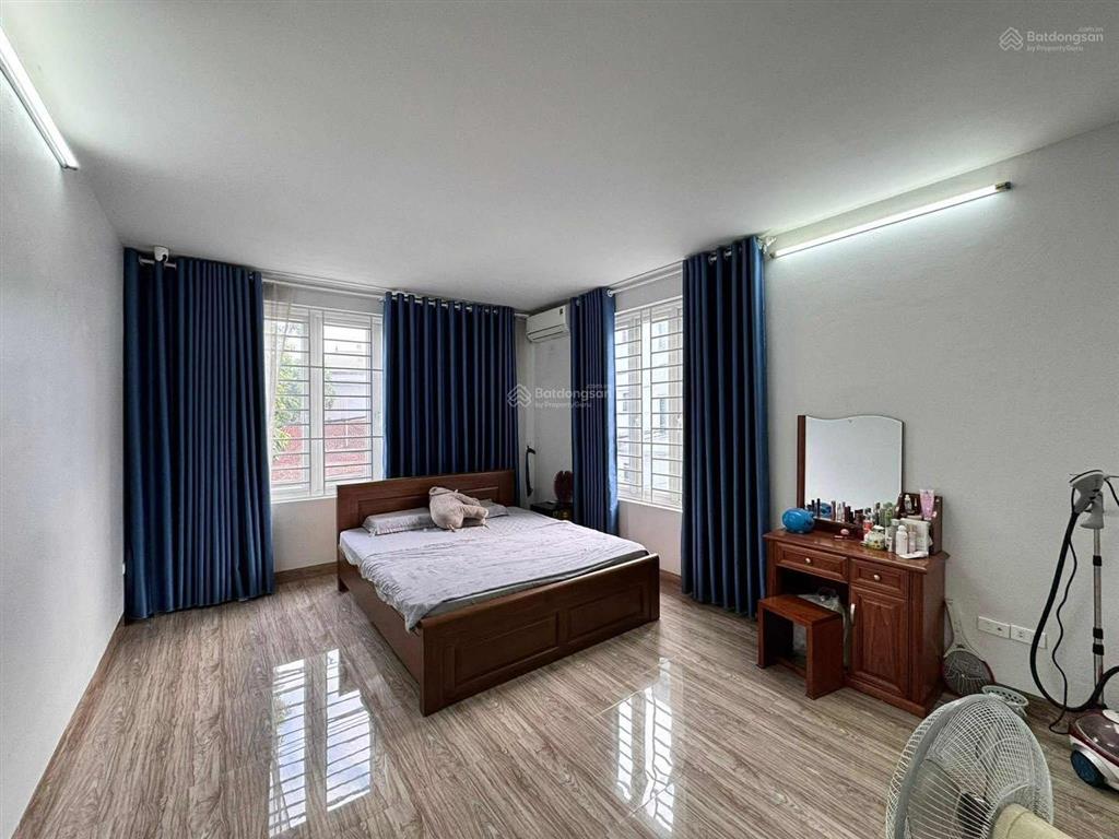 Nhà đẹp ngay xã đàn, 30m ra phố, ngõ thông, nhiều phòng ở hoặc cho thuê kinh doanh, 41m2*5t