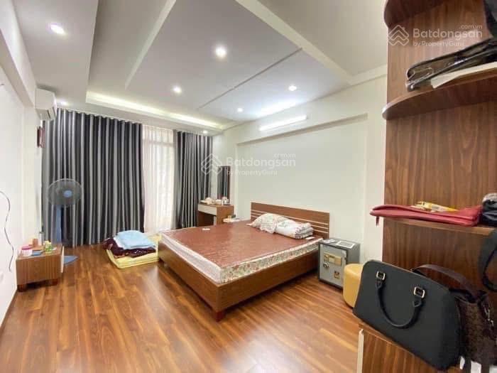 Giảm giá bán gấp, thái hà 2 thoáng 30m ra phố nhà dân xây chắc chắn trước nhà thoáng rộng 42m2*5t