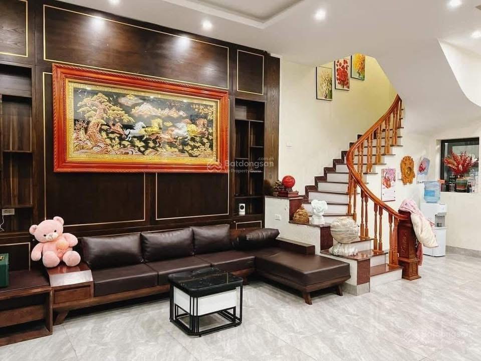 Giảm giá bán gấp, thái hà 2 thoáng 30m ra phố nhà dân xây chắc chắn trước nhà thoáng rộng 42m2*5t