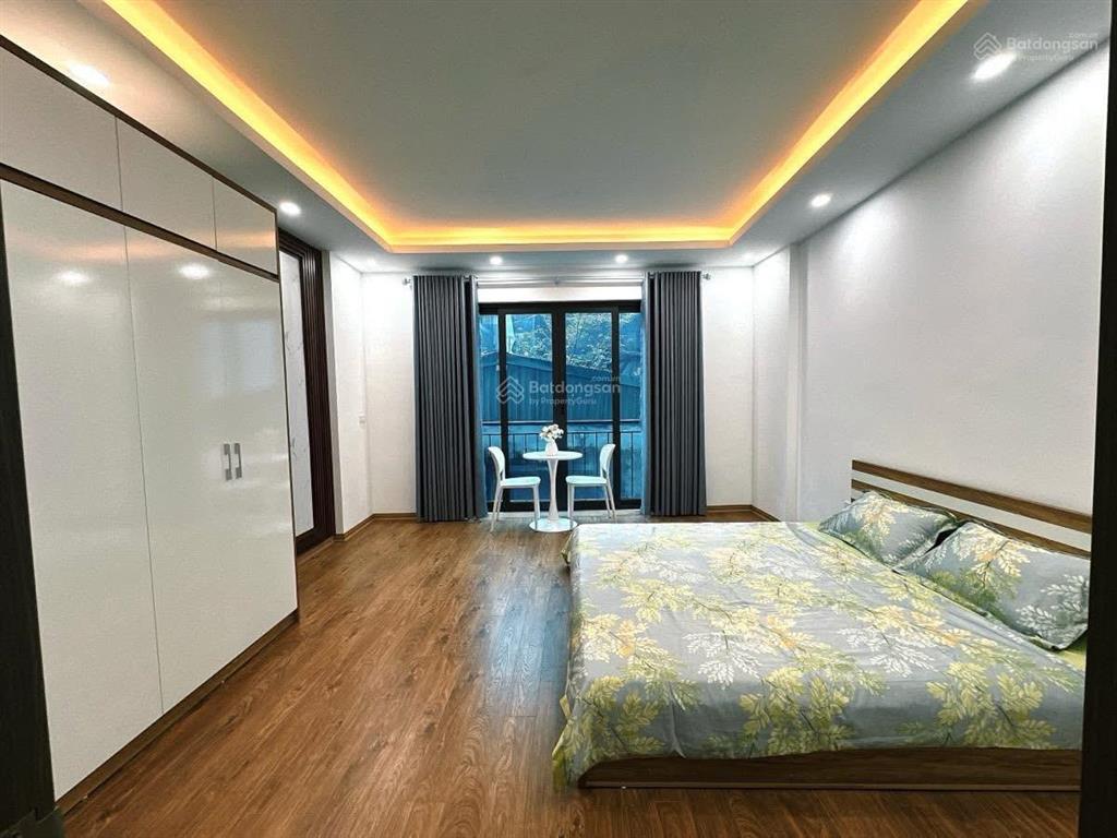 Căn góc mặt ngõ thông, tôn đức thắng 2 thoáng, cách ô tô hơn 30m, sổ đỏ cc, không quy hoạch 38m 5t