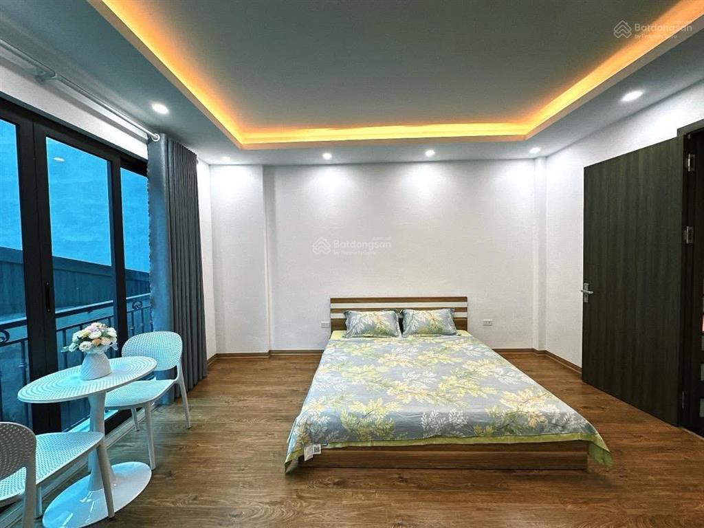 Căn góc mặt ngõ thông, tôn đức thắng 2 thoáng, cách ô tô hơn 30m, sổ đỏ cc, không quy hoạch 38m 5t