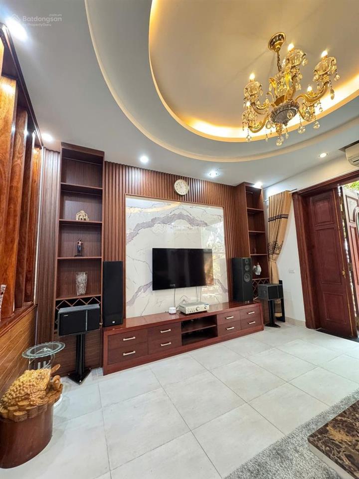 Vip! phố thái hà, cách ôtô tránh 30m sát phố, 2 thoáng, kinh doanh full nt, nhà mới ở ngay, 41m2*5t