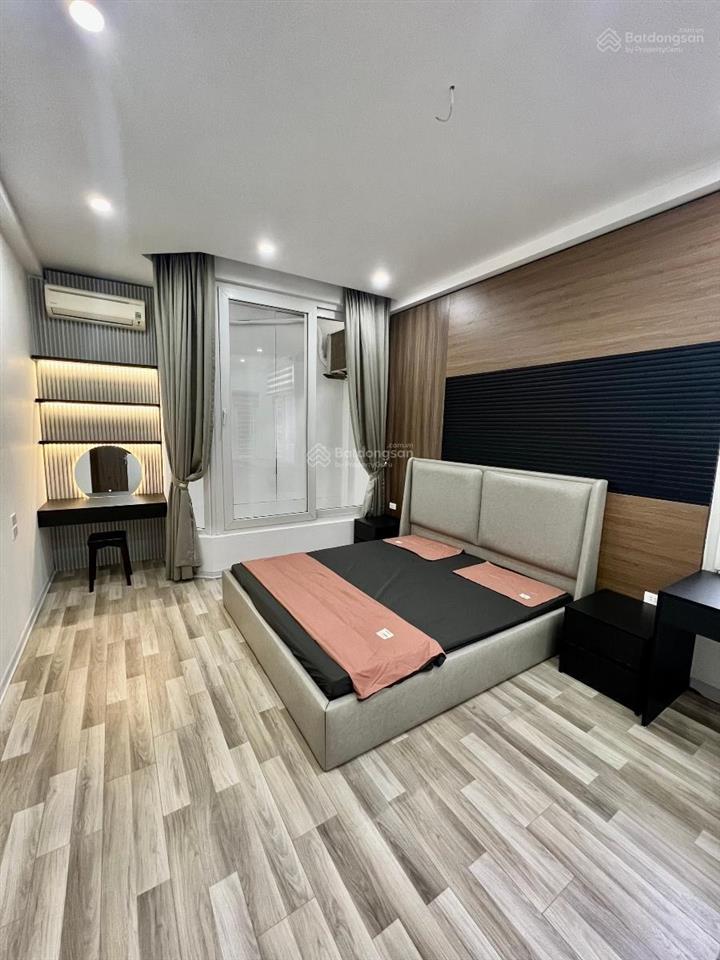 Hạ 1 tỷ, nhà ngõ hào nam, 2 thoáng, 50m ra ô tô, gần ga cát linh, full nội thất, sổ đỏ cc, không qh