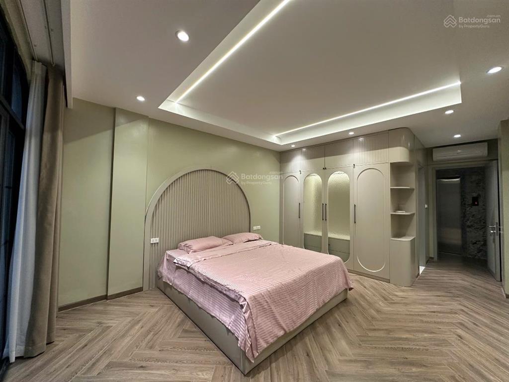 Cực phẩm 6t thang máy phố trung liệt  thái hà, trước nhà thoáng, full nội thất, sổ đỏ không qh