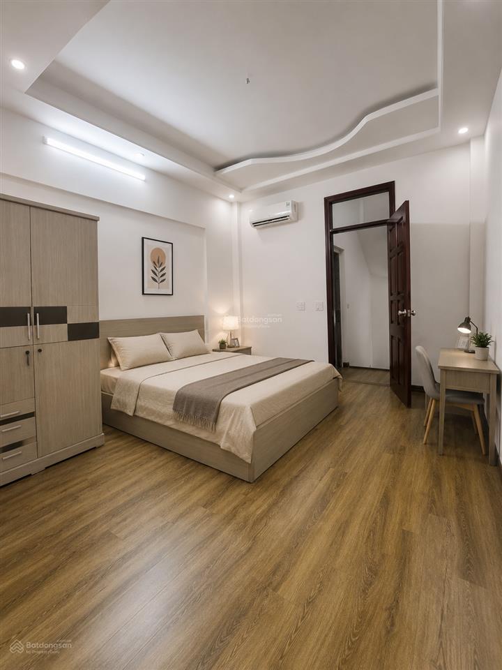 Chỉ 8 tỷ sở hữu nhà 42m2x5t phố đông tác, ô tô sát cửa, nội thất hiện đại, ở hoặc cho thuê đều tốt