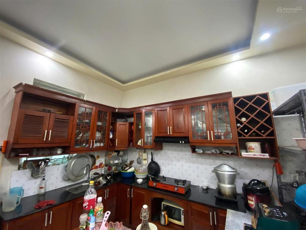 Cực phẩm láng hạ, nhỏ tiền siêu hiếm, ngõ thông kinh doanh, 4 phòng ngủ, sổ đỏ chính chủ, không qh