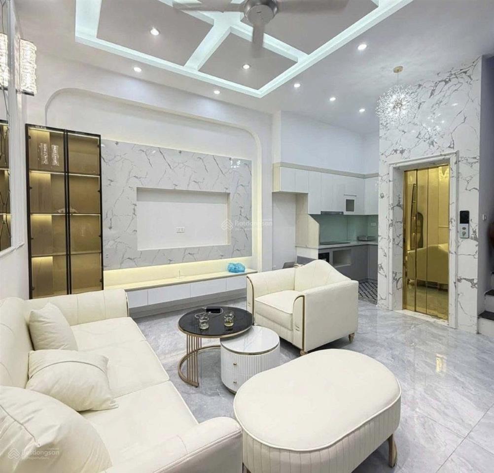 Bán gấp! phố trần hữu tước, 15m ra phố, thang máy, ô tô đỗ, ngõ 3 gác thông, 2 thoáng, 42m2 6t