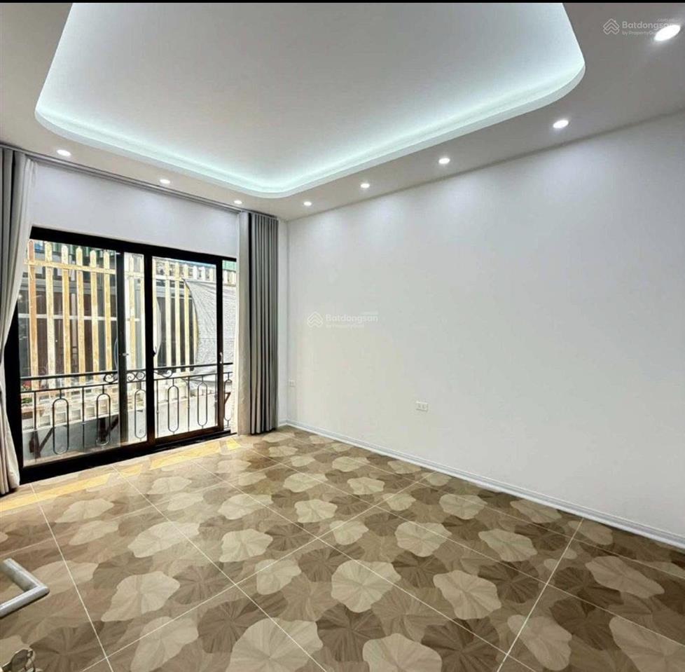 Bán gấp! phố trần hữu tước, 15m ra phố, thang máy, ô tô đỗ, ngõ 3 gác thông, 2 thoáng, 42m2 6t