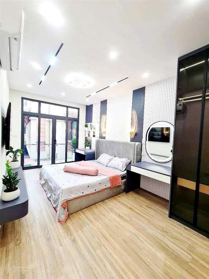 Gấp lắm! nhà xã đàn, 6 tầng thang máy, mới hiện đại, ngõ thông, cách ô tô 10m, mặt tiền rộng, sổ đỏ