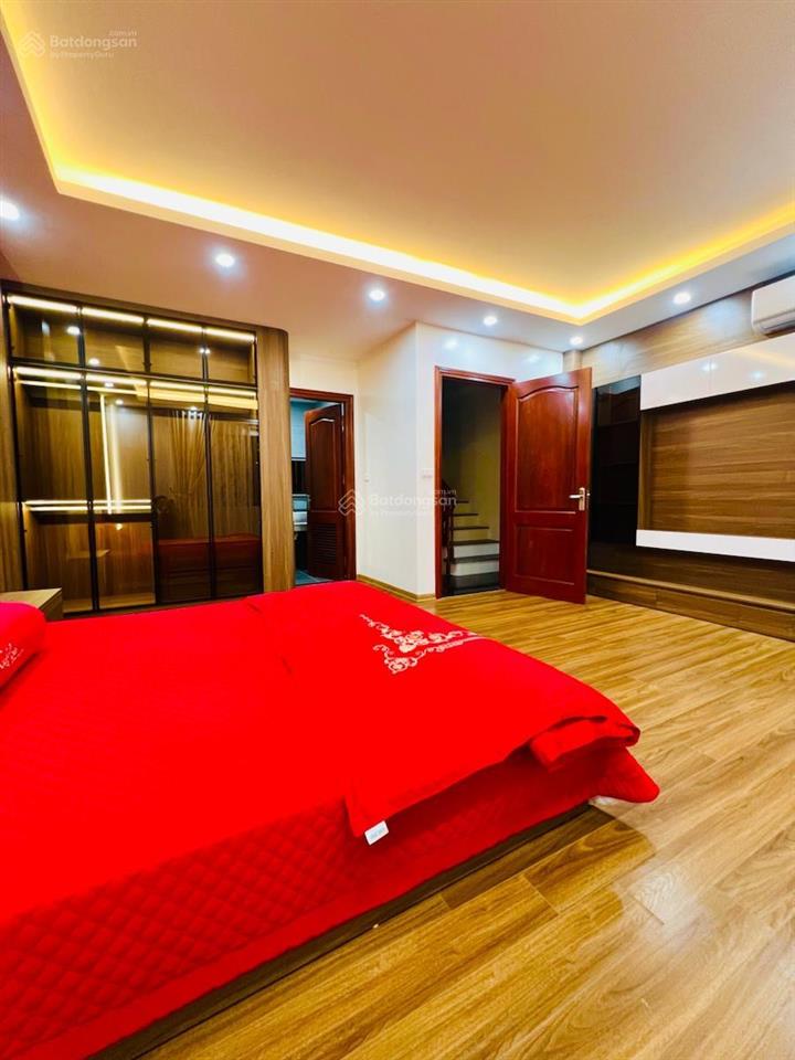 Quá rẻ! phố tôn đức thắng, ngõ thông 2 thoáng, gần phố, 35m ra ô tô tránh, nhà mới, ở ngay, 40m* 5t