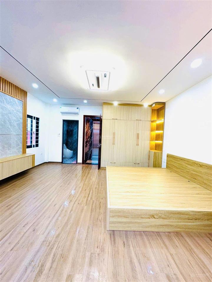 Nổi bật! xã đàn lô góc thang máy, 2 thoáng, 1 nhà ra phố, gần bãi đỗ xe ô tô, nhà đẹp, 42m2 6t