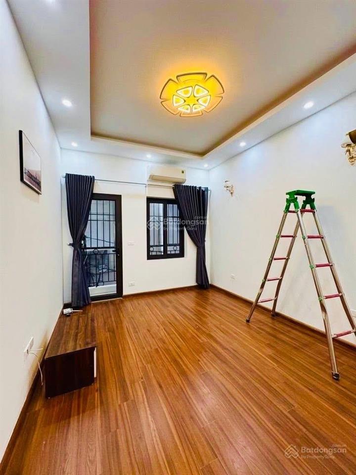 Siêu rẻ hào nam, cách ô tô 50m, ngõ thông, 45m*5 tầng, 6 ngủ ở hoặc cho thuê dòng tiền tốt