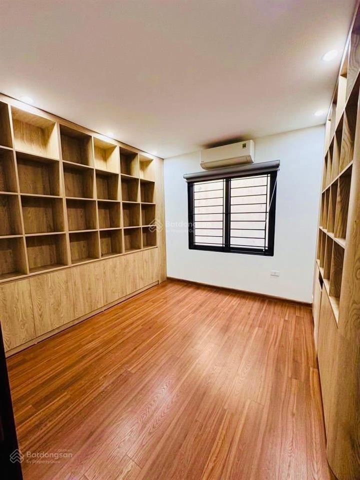 Siêu rẻ hào nam, cách ô tô 50m, ngõ thông, 45m*5 tầng, 6 ngủ ở hoặc cho thuê dòng tiền tốt