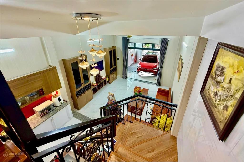 Chính chủ bán nhà khu vực nguyễn văn linh 81 m 2 tầng, oto đổ trong nhà, nhà mới đẹp,nt xịn ,ở ngay