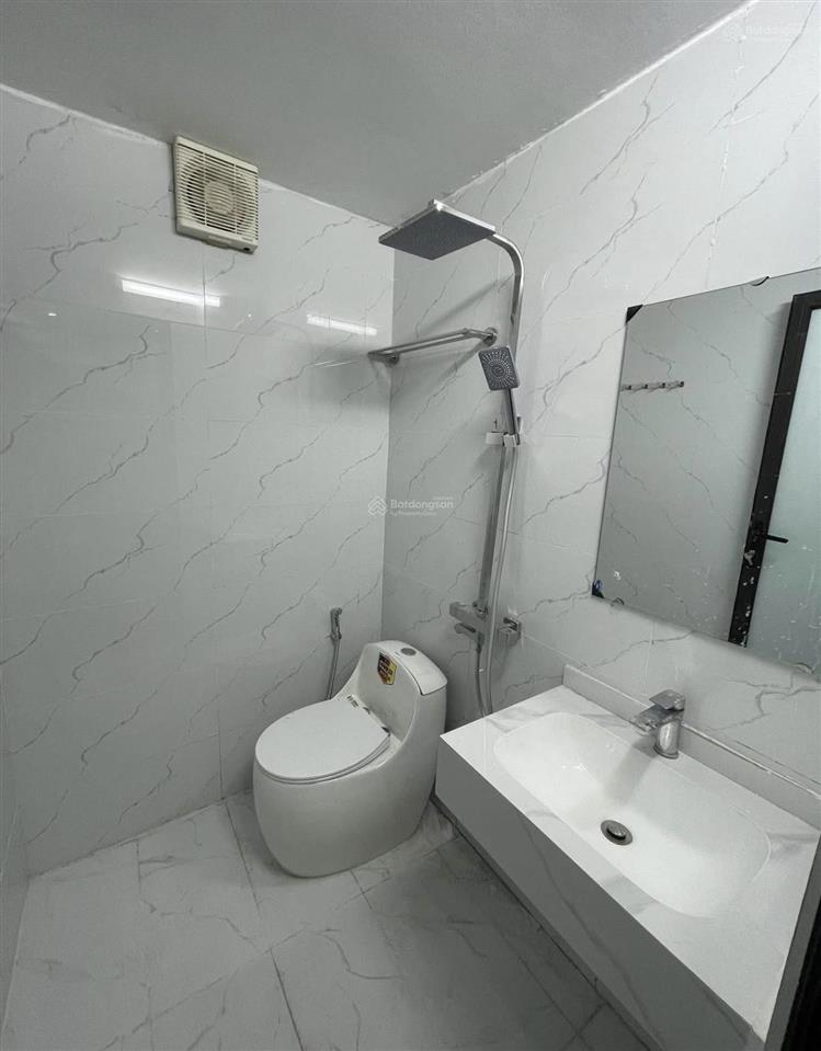 Siêu hiếm! phố phương mai, nhà dân xây chắc chắn, 35m ra phố, gần ô tô, 2 thoáng ở thích 42m2*5t