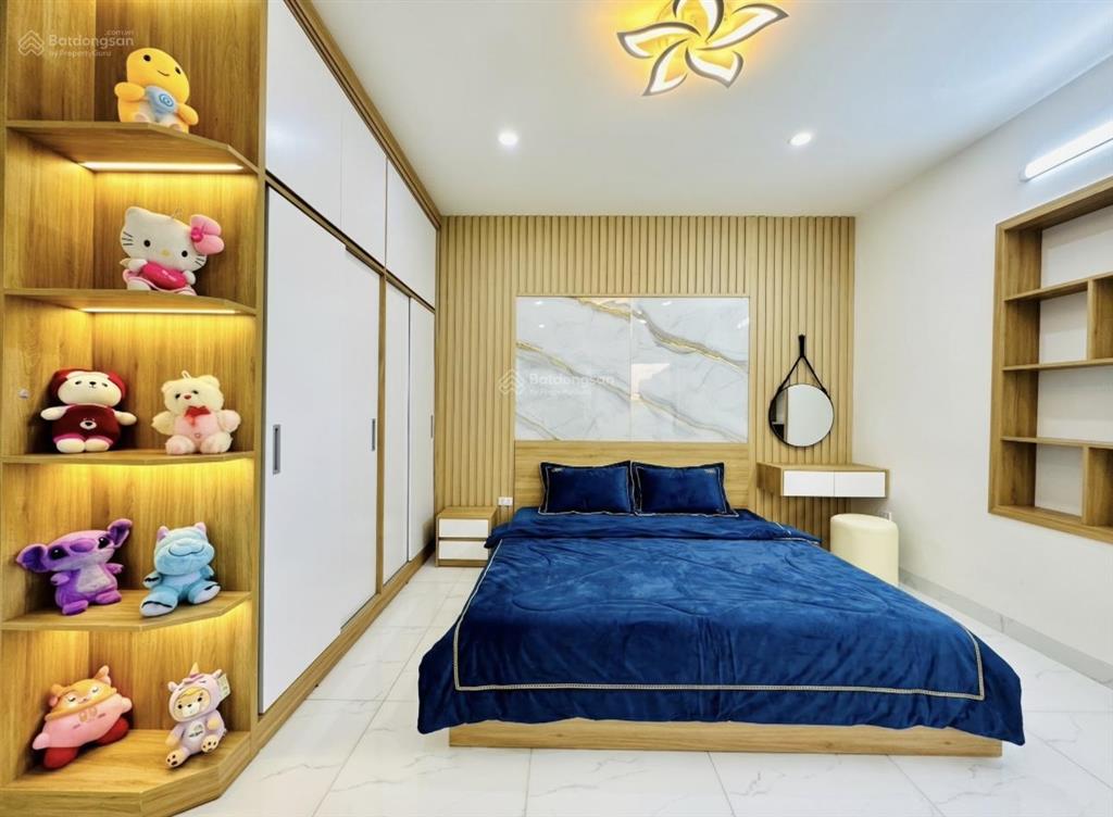 Siêu hiếm! phố phương mai, nhà dân xây chắc chắn, 35m ra phố, gần ô tô, 2 thoáng ở thích 42m2*5t