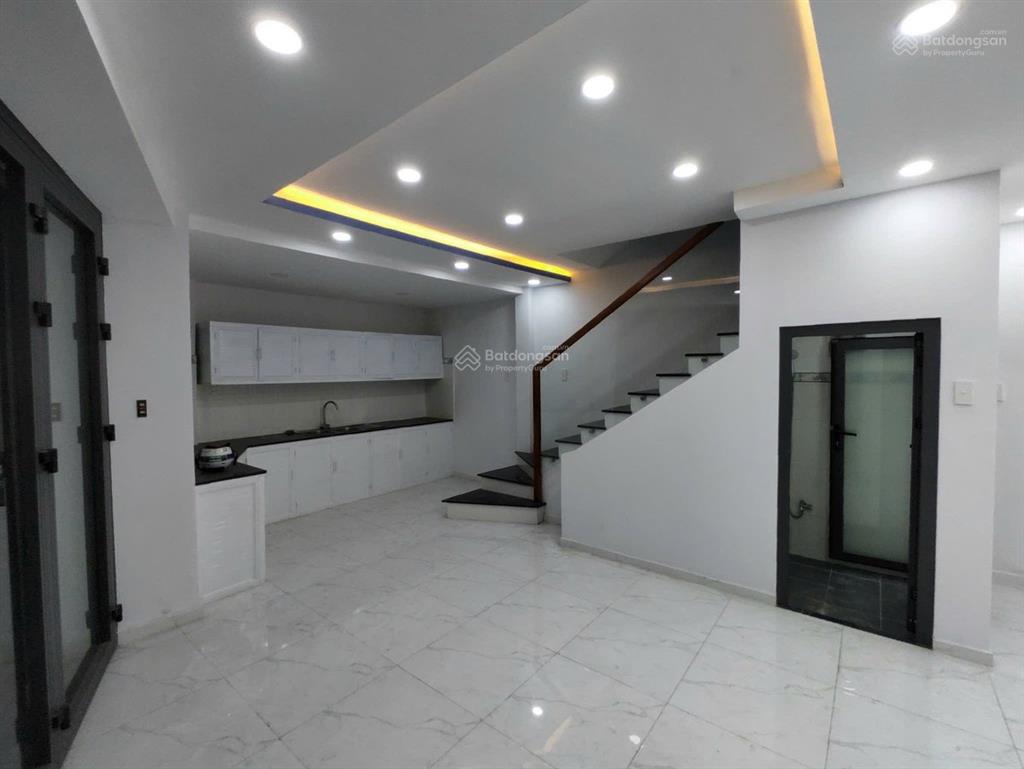 Nhà hẻm ô tô, ngang 10m hiếm có, khuôn đất đẹp, hẻm thông, giá tốt, âu cơ tân phú  6.9 tỷ (tl)