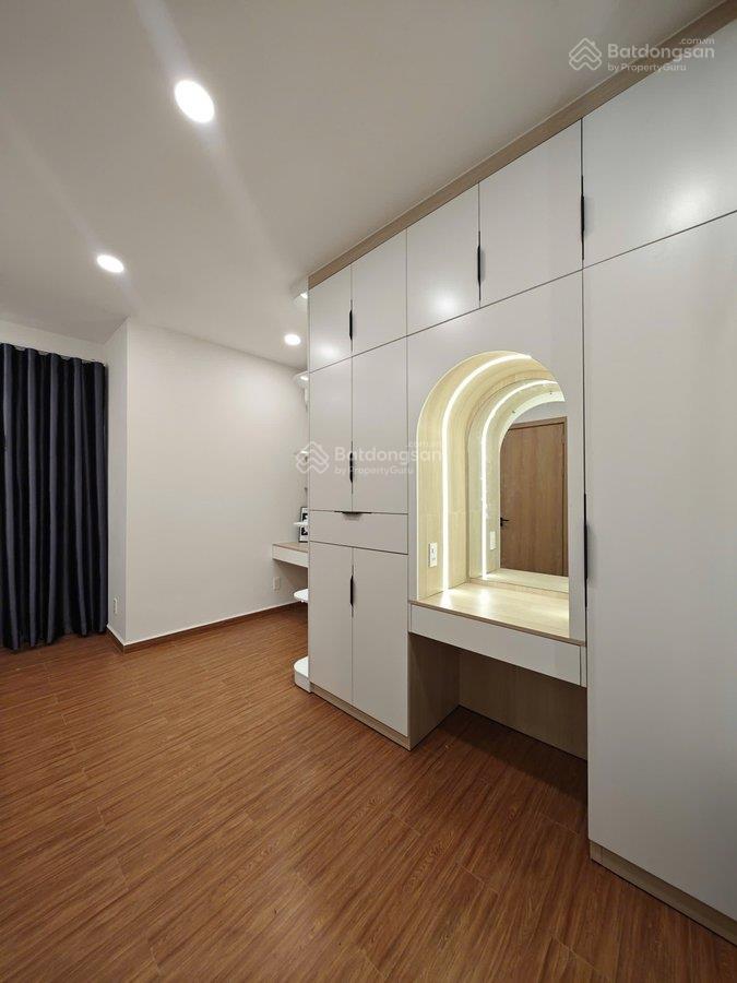 Hẻm xe hơi, ngang 4m, nhà đẹp 3 tầng, hẻm thông, vào ở ngay, nguyễn đình chiểu quận 3  8.4 tỷ (tl)