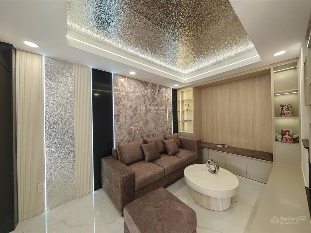 Hẻm xe hơi, ngang 4m, nhà đẹp 3 tầng, hẻm thông, vào ở ngay, nguyễn đình chiểu quận 3  8.4 tỷ (tl)