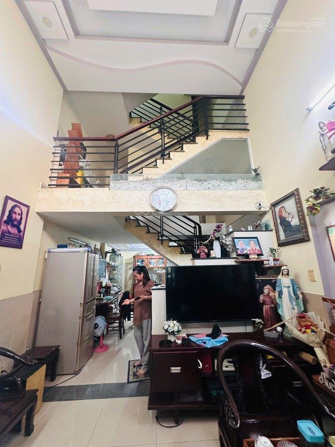 Hẻm ô tô, dt 4x14m, khuôn đất đẹp, hẻm thông, nhà kiên cố, tây sơn tân phú  7.43 tỷ (tl)