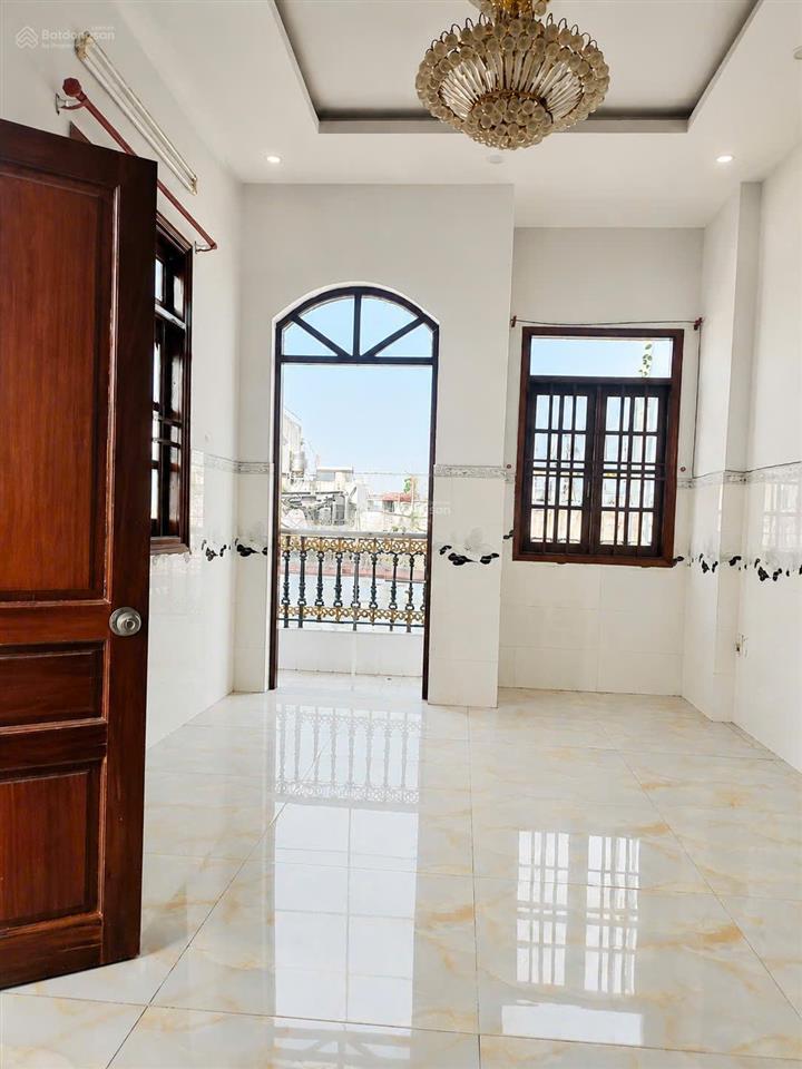 Lô góc 2 mặt hẻm xe hơi thông 6x20m diện tích 106m2 vừa ở vừa có dòng tiền tân thới hiệp quận 12