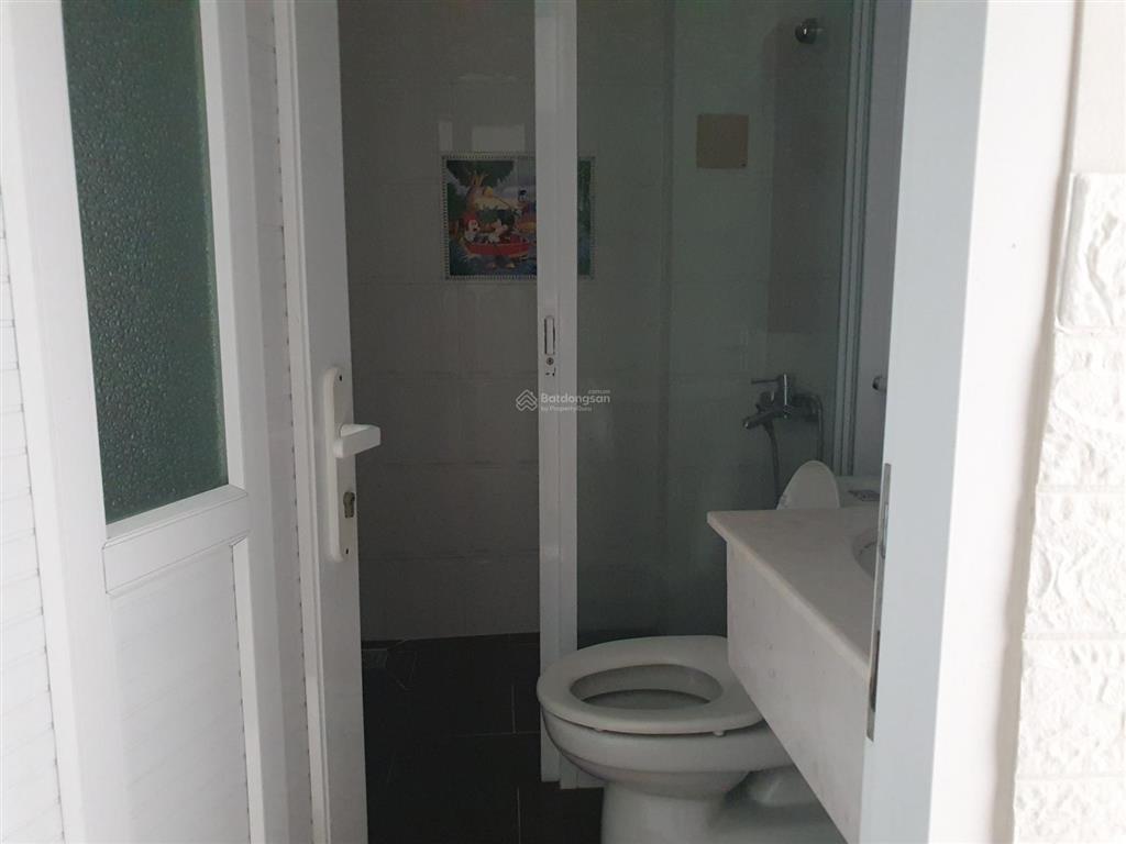 Nhà vuông vức hxt hồ văn huê, p.9 phú nhuận, 4x25, trệt 1 lầu, 3pn 2wc, giá 28tr tl