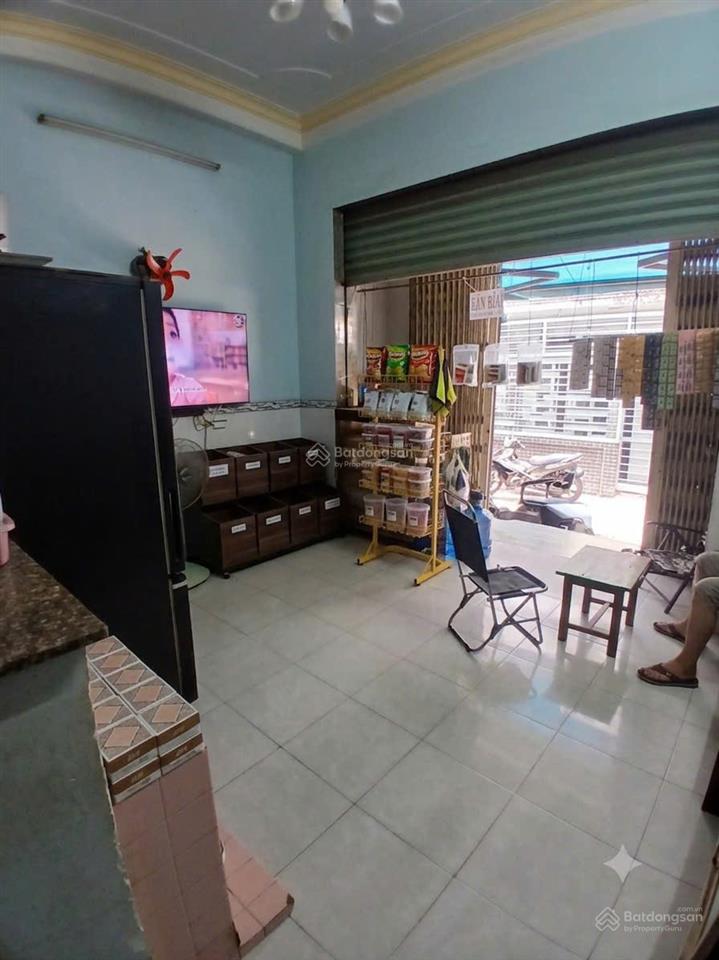 Tân phú  phú thọ hòa  nhà 4 tầng btct  40m  hẻm 4m ô tô đỗ cửa  gần chợ vải  5,5 tỷ tl