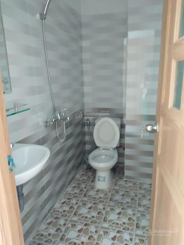 Nhà sạch sẽ, hẻm cụt, khu an ninh cách mạng tháng 8, quận 3, 5x5, trệt 1 lầu, 1pn 2wc chỉ 10tr