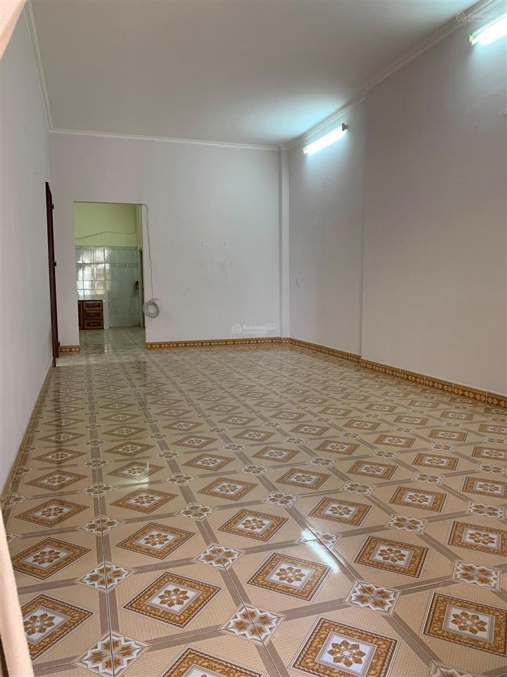Quận 10  mặt tiền hồng lĩnh, p.vườn lài (p.15). 5.2m x 21m 770m2. 1 hầm, trệt, lửng, 4 tầng.