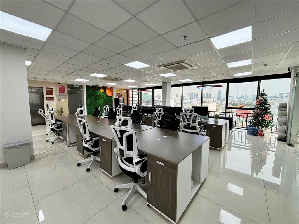 Phú nhuận  nhà hxt nguyễn văn trỗi (p.12). 7m x 26m 185m². 1 hầm, trệt, 4 tầng