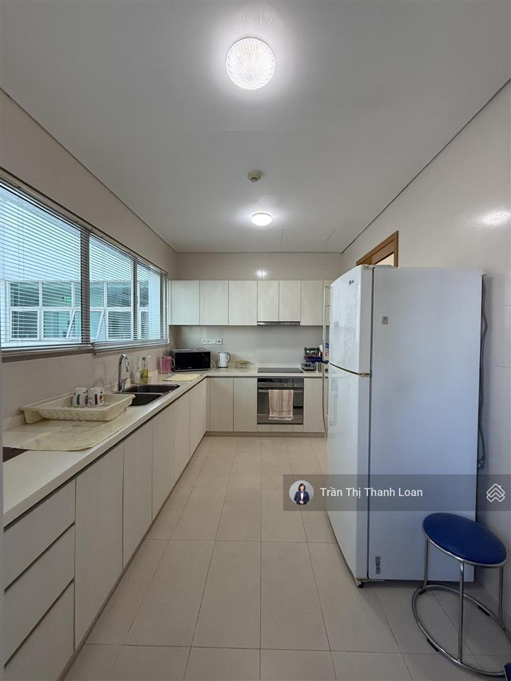 Bán căn hộ 3pn 3wc view hồ bơi nội khu chung cư the vista của capitaland, giá tốt