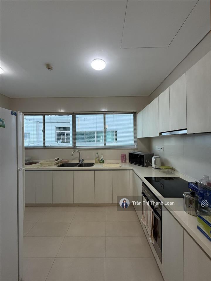 Bán căn hộ 3pn 3wc view hồ bơi nội khu chung cư the vista của capitaland, giá tốt