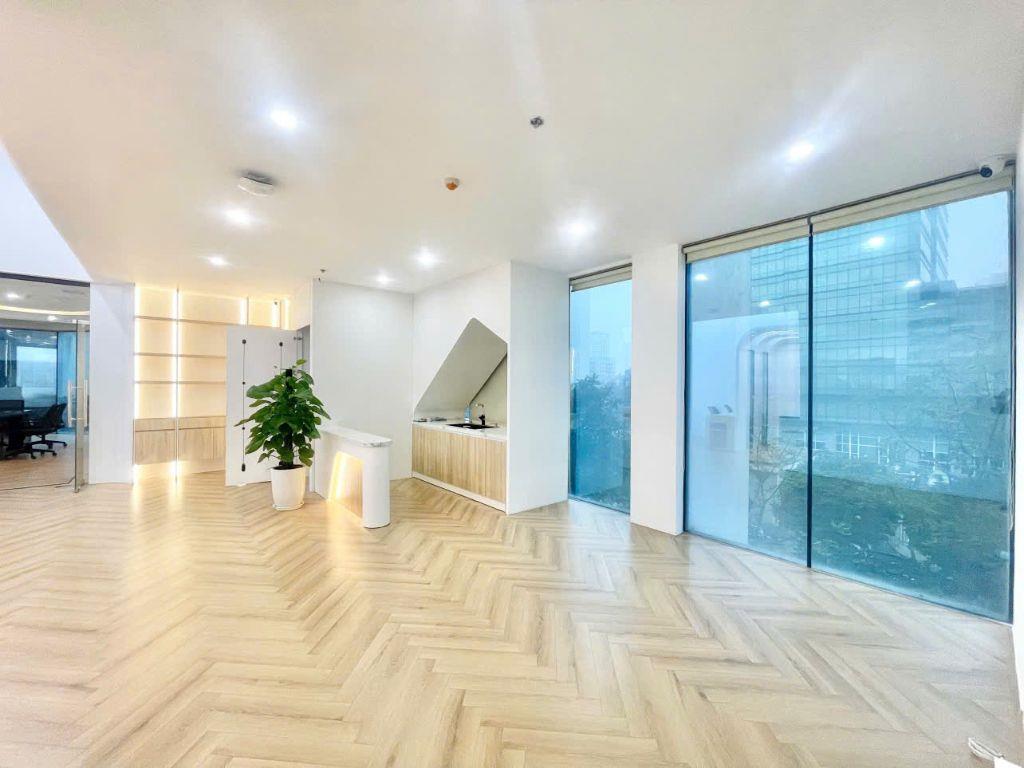 VĂN PHÒNG 170M FULL NỘI THẤT - NGOẠI GIAO ĐOÀN