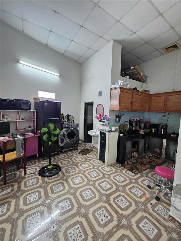 4 tỷ tl  bán nhà 2 mặt tiền  92m2  gần bigc go 500m, hẻm hai bà trưng, p. đông hòa, tp. dĩ an