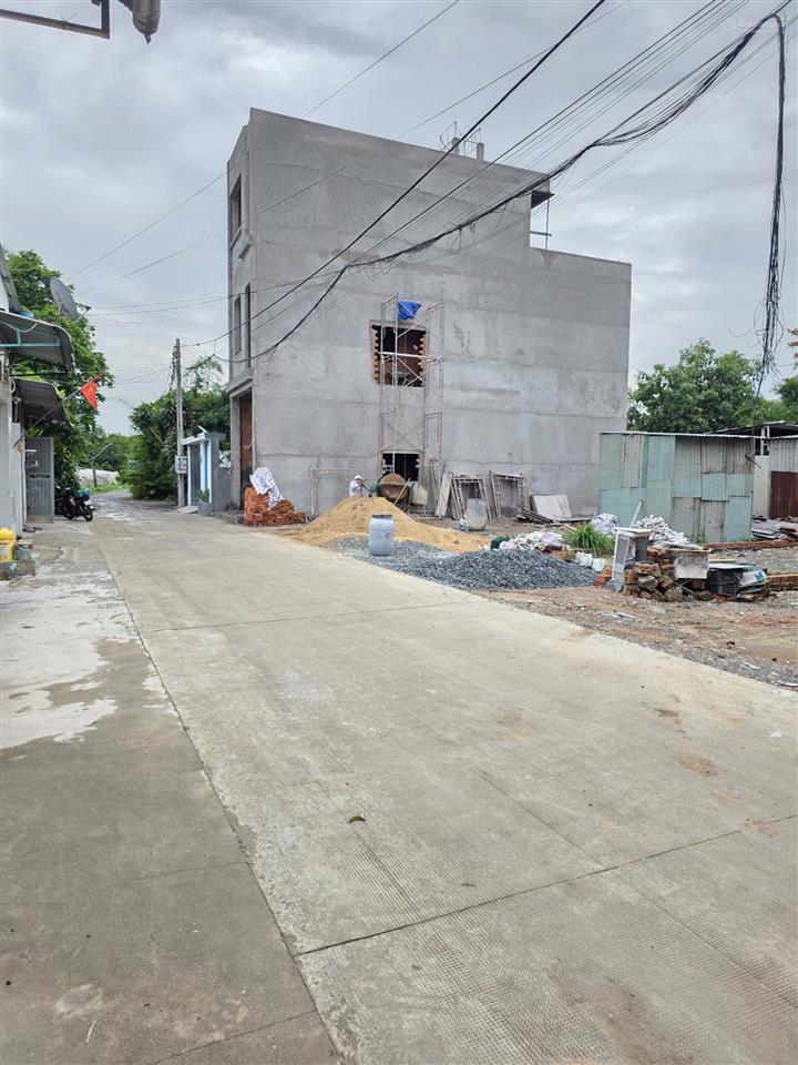 2,65tỷ tl
bán đất 62,6m2 hẻm đường nguyễn du, gần kcn vsip 1, p.an phú, tp.thuận an, gần vincom