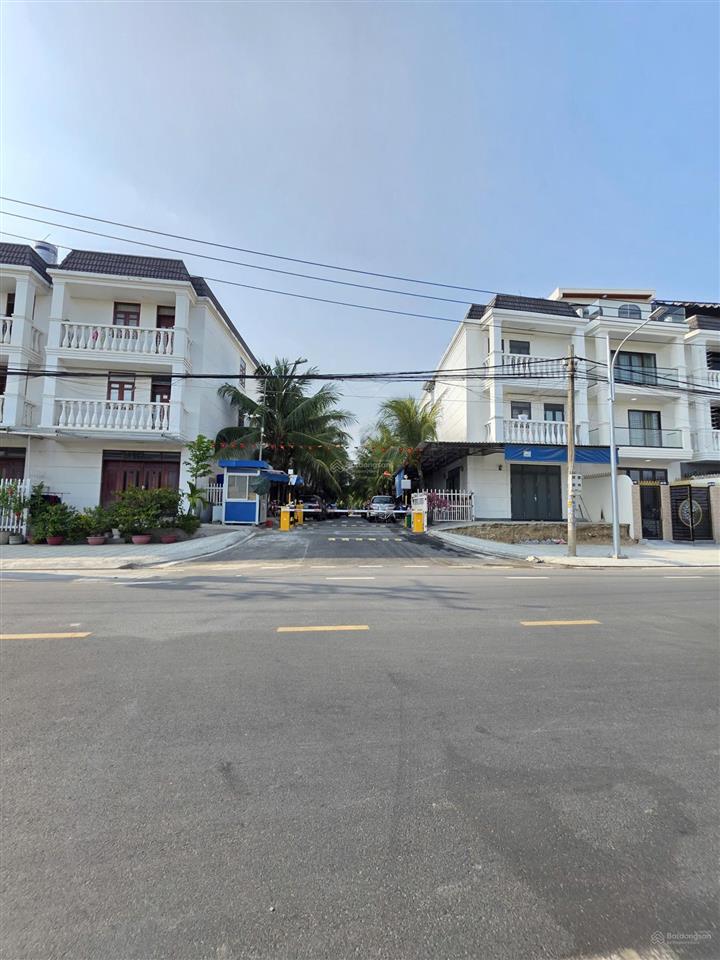 5,8tỷ tlbán nhà 1lầu kdc champaca garden khép kín có bảo vệ 24/24, gần làng đh p.đông hòa tp.dĩ an