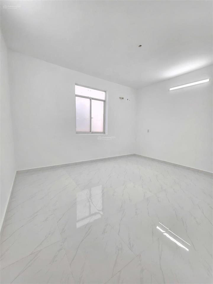 5,8tỷ tlbán nhà 1lầu kdc champaca garden khép kín có bảo vệ 24/24, gần làng đh p.đông hòa tp.dĩ an