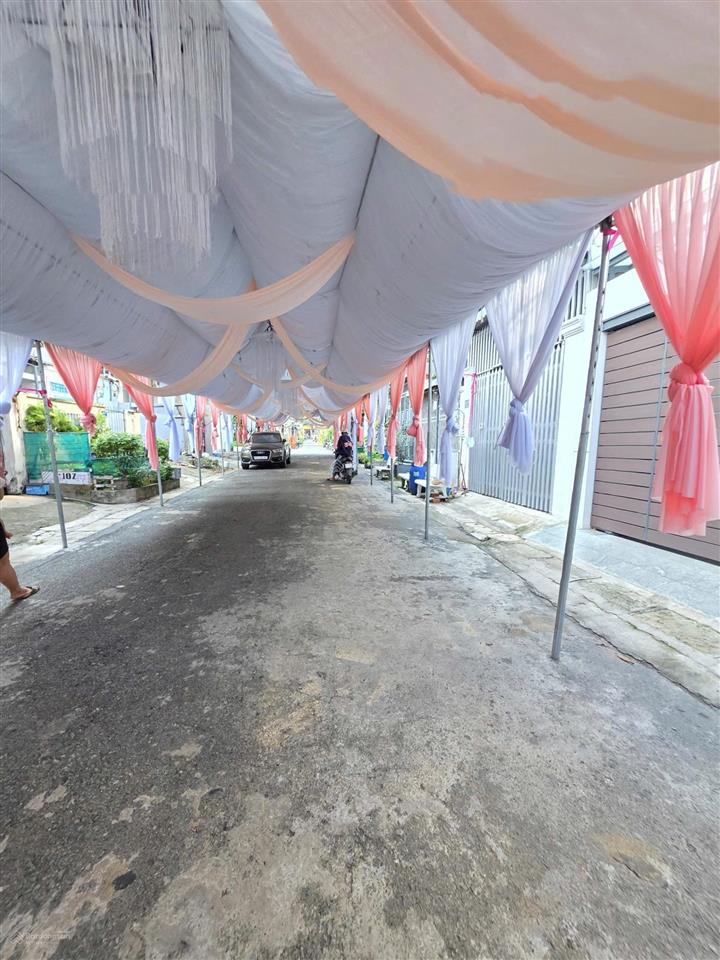 6,9 tỷ tl  bán dãy trọ 120,8m2 ngay chân ký túc xá khu a làng đại học, p. đông hoà, tp. dĩ an