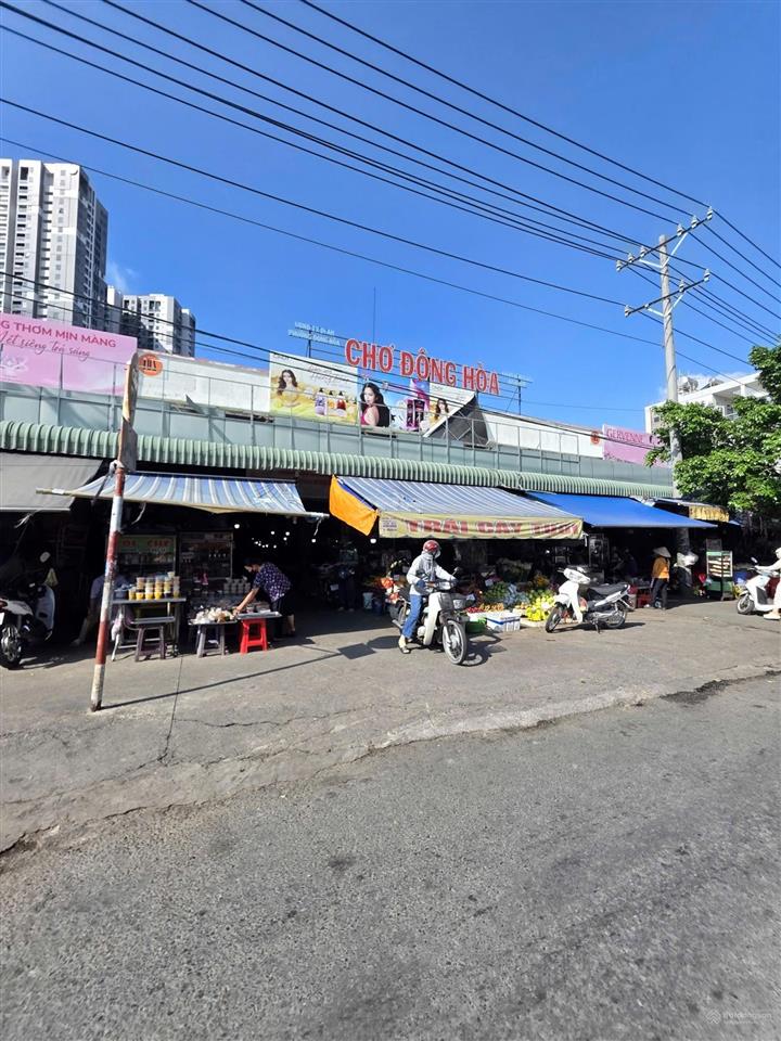 5,5 tỷ tl  bán nhà 1 lầu, 101m2, 1 sẹc ql1k, gần chợ đông hòa 200m, p. đông hòa, tp. dĩ an