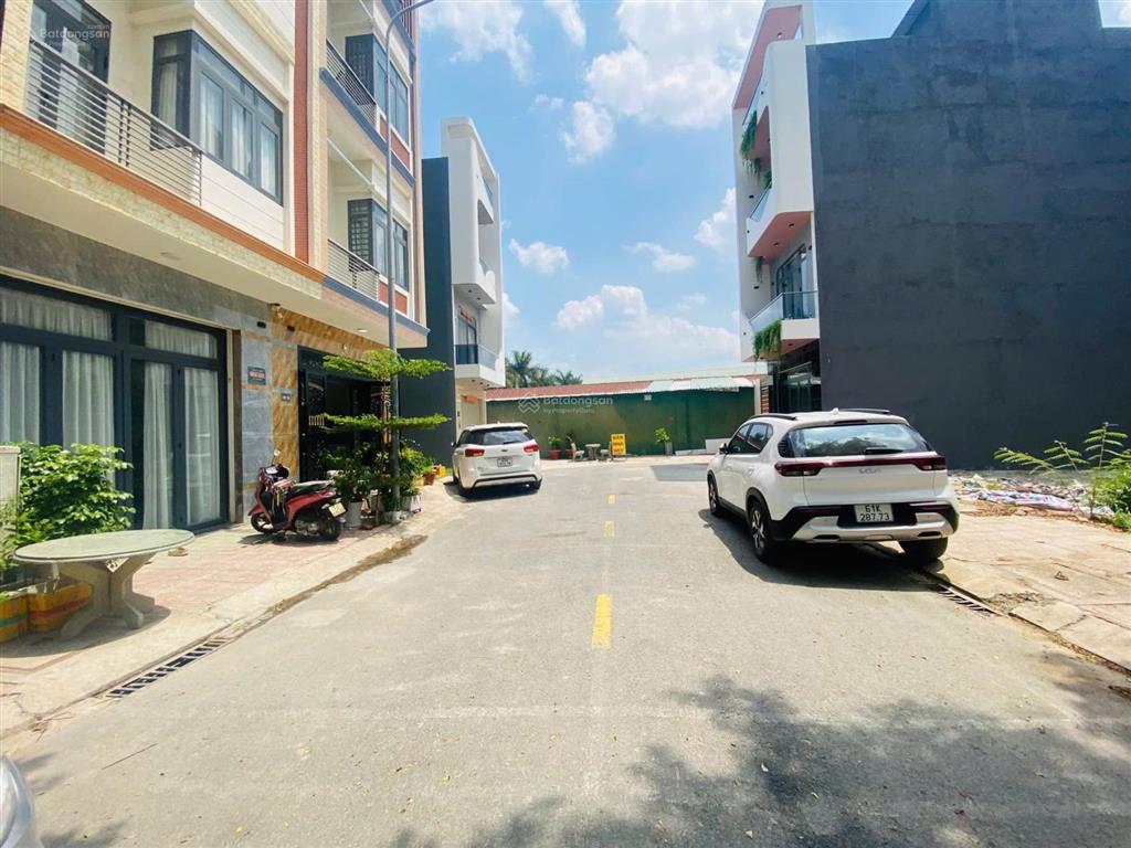 3 tỷ tl
bán đất ngang 4,7x13m kdc phú hồng khang, kdc khang đạt p. bình chuẩn, tp. thuận an