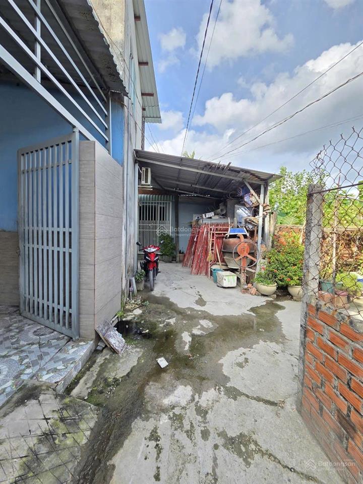 2,3 tỷ tl bán nhà cấp 4 gác lửng, 92,7m2 gần nhà thờ lái thiêu 200m, p. lái thiêu, tp. thuận an