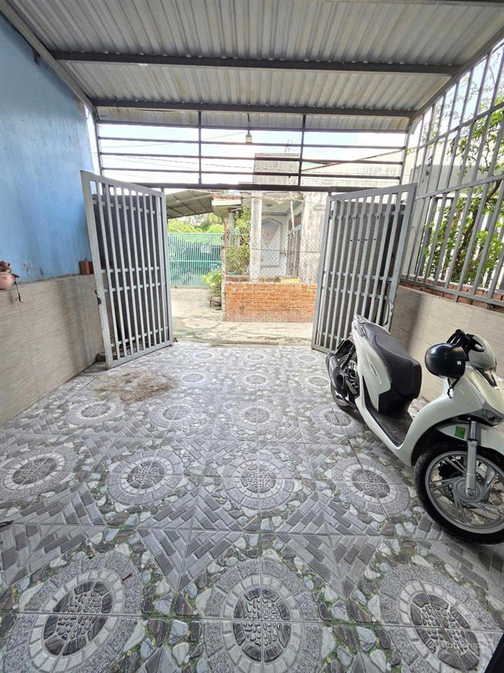 2,3 tỷ tl bán nhà cấp 4 gác lửng, 92,7m2 gần nhà thờ lái thiêu 200m, p. lái thiêu, tp. thuận an