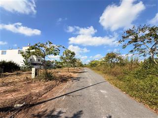 Bán nền siêu đẹp 100m2 kdc phú anngang cổng trường  sổ hồng, lộ gới 16m  gần chợ 586  2.6tỷ